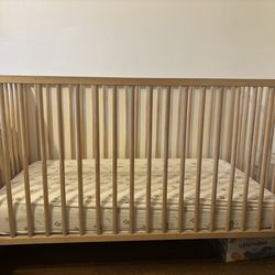 Non Toxic Crib and Mattress