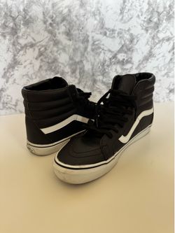 VANS Men’s Sk8-Hi Hightop Sneakers in Black Size 12 -Good condition!