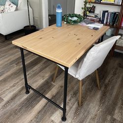 IKEA Kullaberg Desk - Great Condition!
