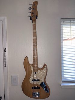 Sire Marcus Miller V7 4st 2nd Generation