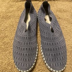 Isle Jacobsen Women’s Slip On Casual Shoes