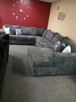 New XXL Sectional With Free Delivery
