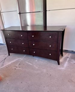6 DRAWERS DRESSER 🤎🤎