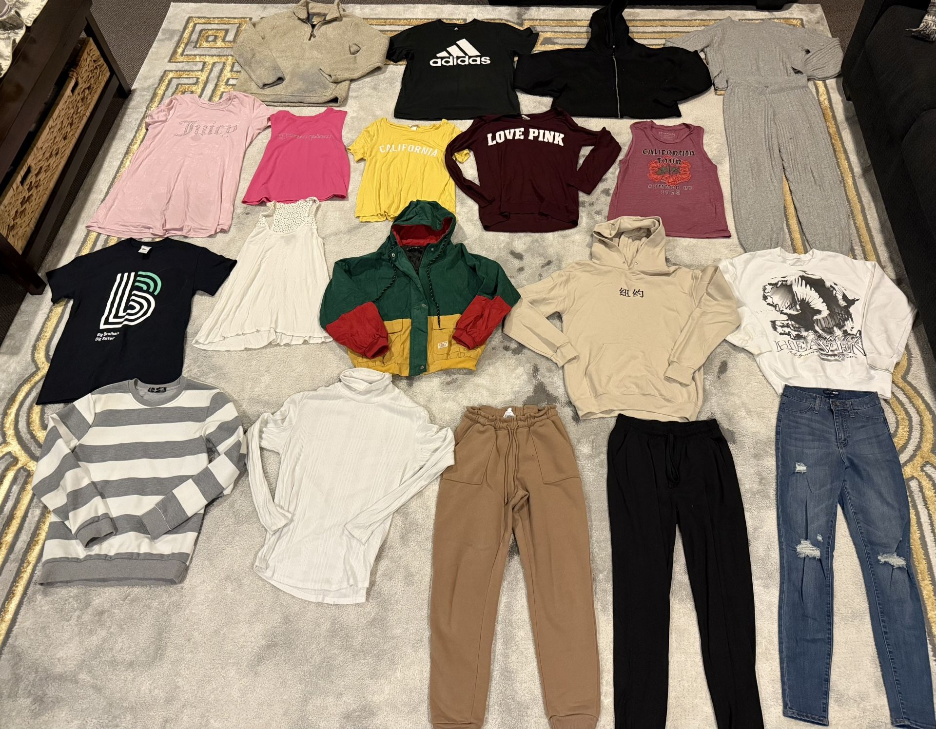 Women’s size small clothing lot