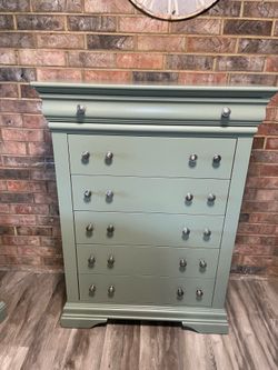 Tall dresser