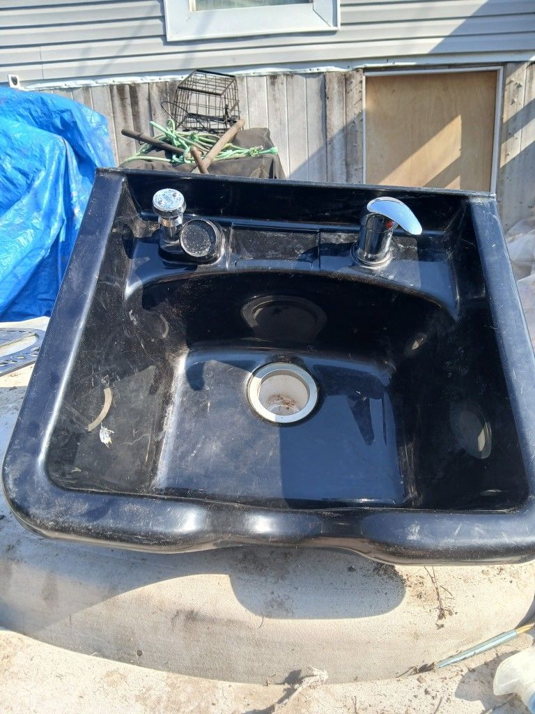 Standard Black Salon Sink