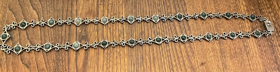 Sterling Silver Green Onyx Necklace 26 Inches, 69.7 grams 
