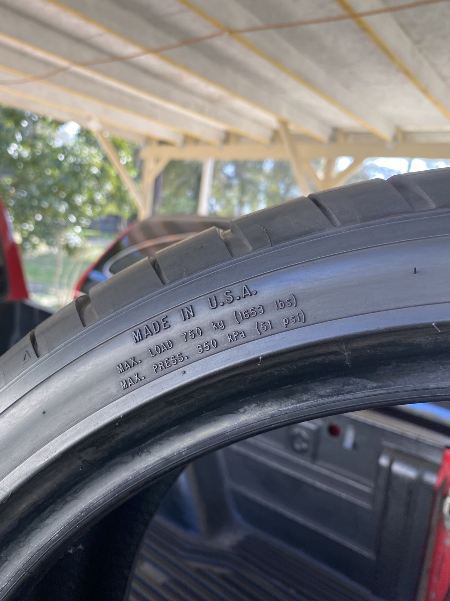 275-35-ZR20 2tires Goodyear F1 Asimetric Run Flat 70% Life Not Repairs Fresh