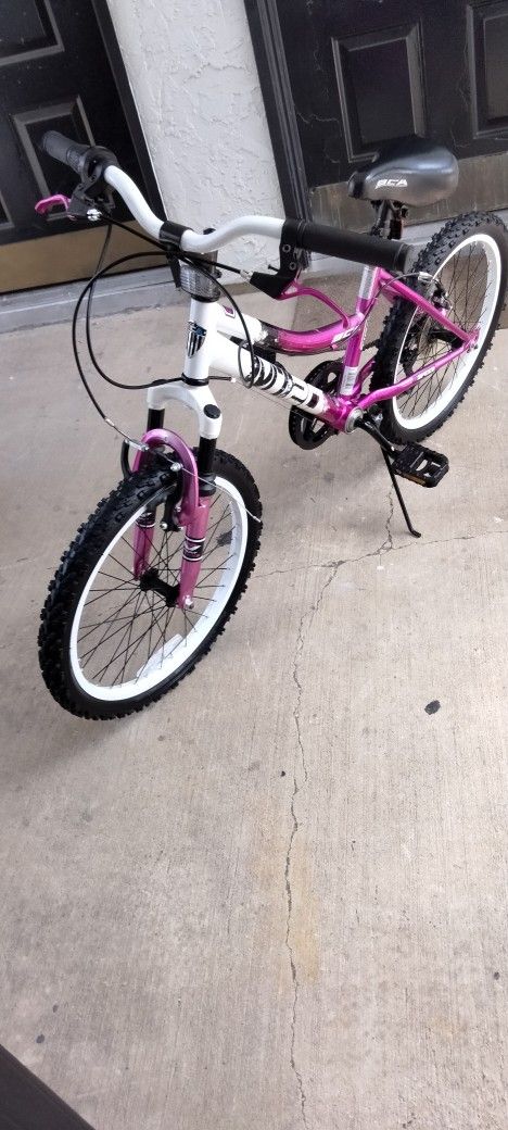 BCA MT20 Kids 20 Wheels, In Excellent And Clean