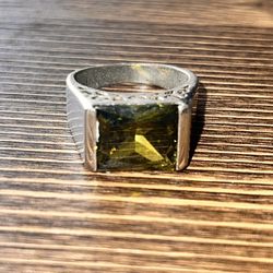 Ring Size 6 Green