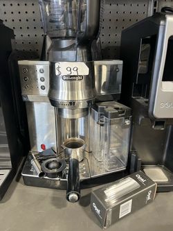 Delonghi coffee machine  - Automatic cappuccino
