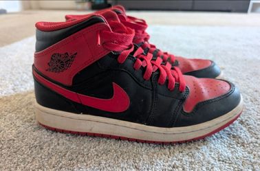 Deadstock Air Jordan 1 Mid "Alternate Bred" Size 8 Mens