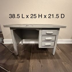 Desk With Chair