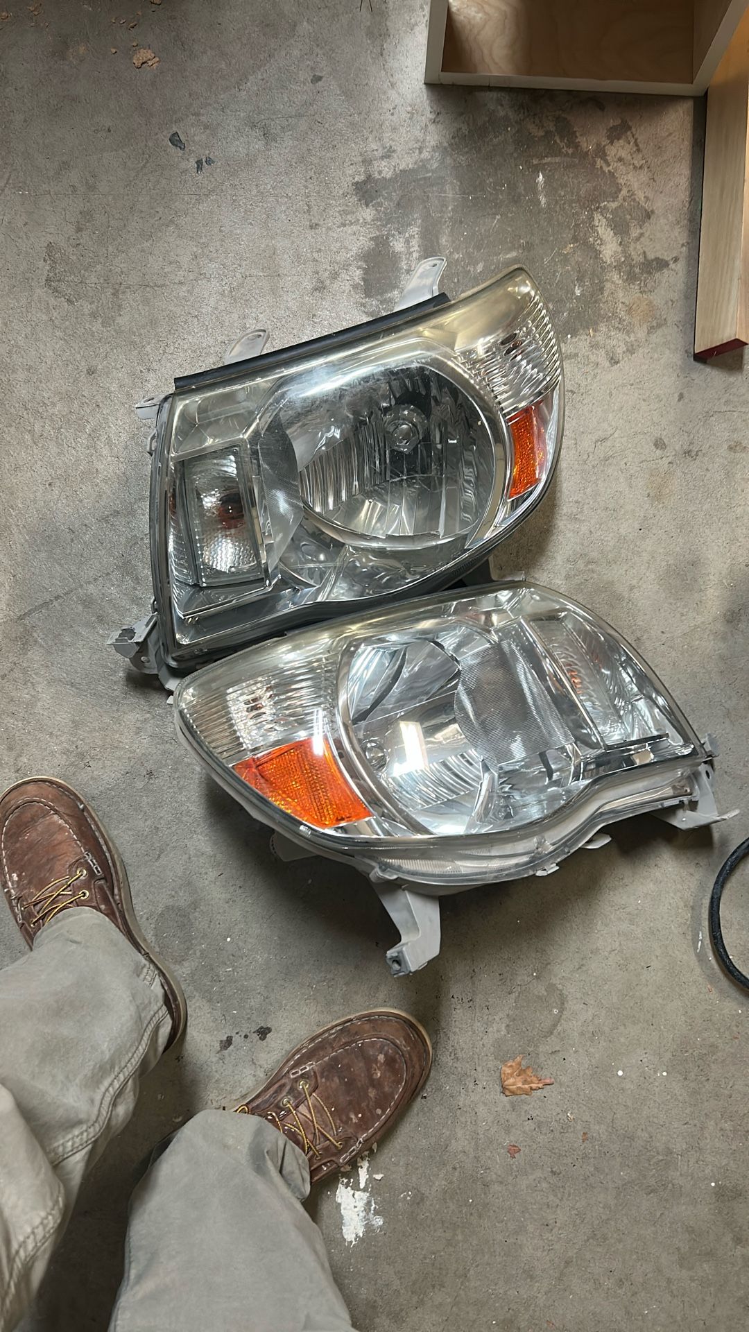 ‘05 Tacoma Headlights 