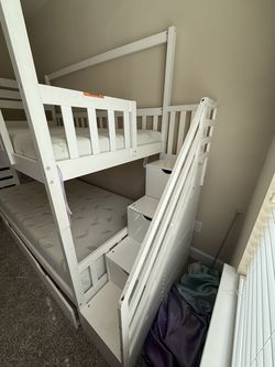 Bunk bed with trundle for sale