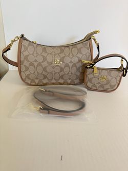 Beautiful handbags 👜🤍 for ladies 💃🏼