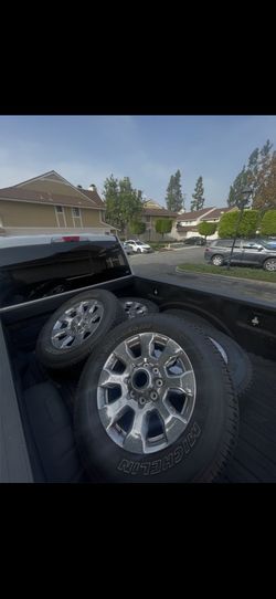 FORD F-250 LARIAT 20" OEM WHEEL RIMS AND TIRES