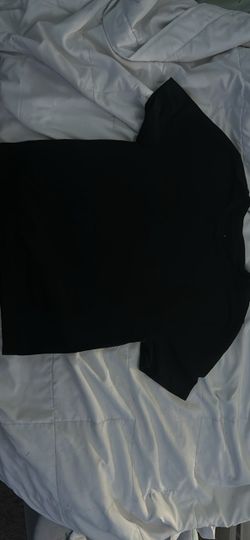 black t-shirt