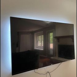 Selling My 65” inch Philips Smart Tv For $630 ! Brought This Tv February & I Recently Got A Bigger One Need Gone! Perfect Condition