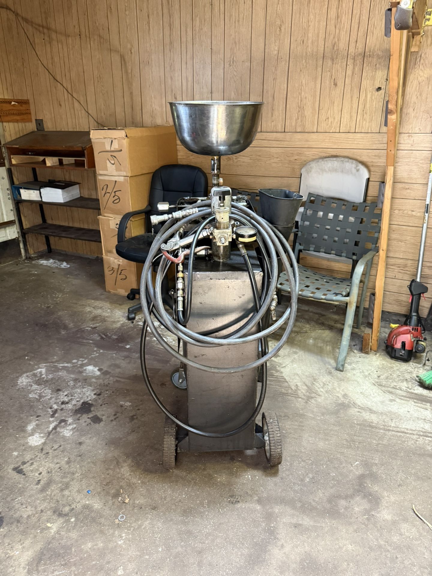 MECHANIC SHOP EQUIPMENT, PLEASE LOOK AT ALL THE PICTURES. $100. 00 OR BEST OFFER 