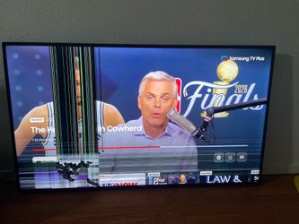 Samsung Smart TV 55” Broken for parts