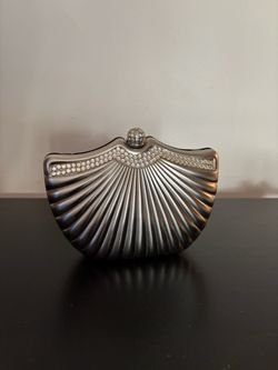Silver Hard Shell Clutch Evening Bag