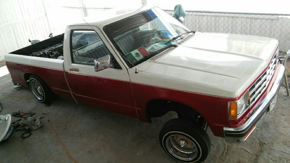 Chevrolet S10 Lowrider 1988 with Hydraulics