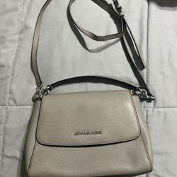 Michael Kors Cross Body Bag