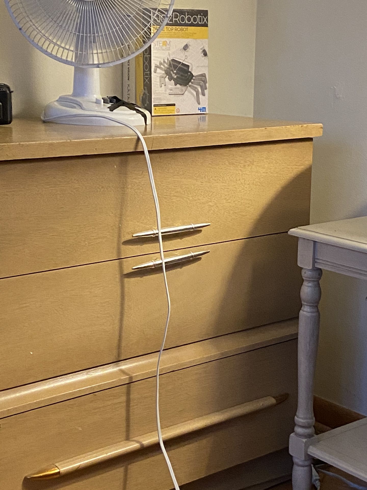1956 dresserGreat condition vanity mirror