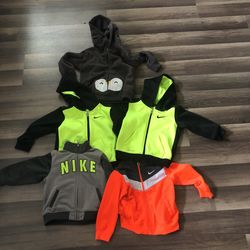  Nike Boys Sweaters 