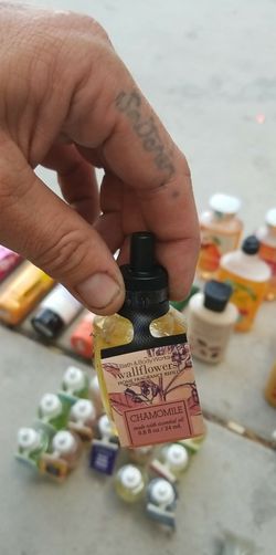 Wallflower Plug Ins .. Got Like 13 Left With One Plug....
