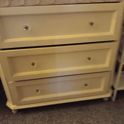 Free Dresser