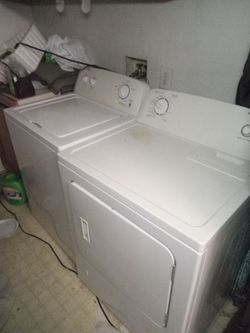 White Washer and Dryer Set