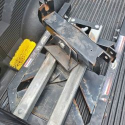 Pull rite Fifth Wheel Hitch