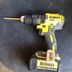 Dewalt 20 V Brushless Drill + XR Batery