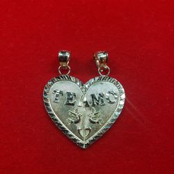 10kt Gold Te Amo Breakable Heart Pendant