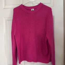 A new day sweater size L