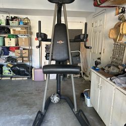 Stronghold Pull Up Machine