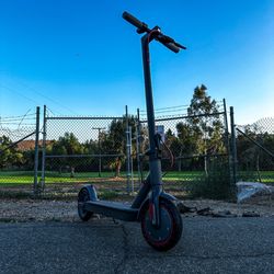 Electric scooter