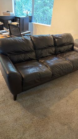 Couch must go first reasonable  offer accepted