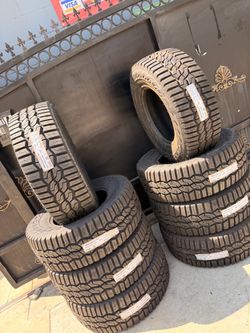 35x12.50r18 Hankoon tires nuevas con 50,000 millas de garantía las 4