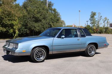 Cutlass supreme 77-87. Rear passenger blue armrests pads. G- body. Monte Carlo . Buick regal .