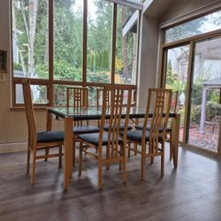 Rectangle Real Wood And Glass Dining Table With 6 Or 8 Chairs