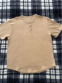 Men’s Henley T-Shirt - New No Tags - Men’s Size Large