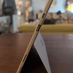 Surface Pro 7 