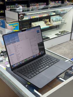 Macbook Pro 14inch M3 Pro 36Gb Ram