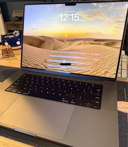 MacBook Pro M2 Pro