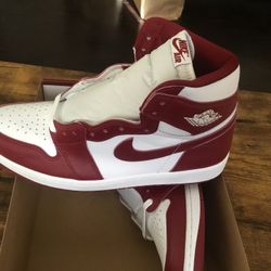 New Men’s Air Jordan 1 Retro High OG size 12