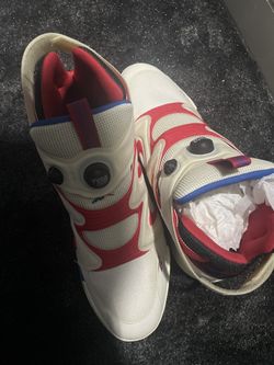 REEBOK INSTAPUMP SHOES
