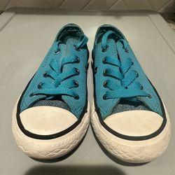 Girls Converse 
